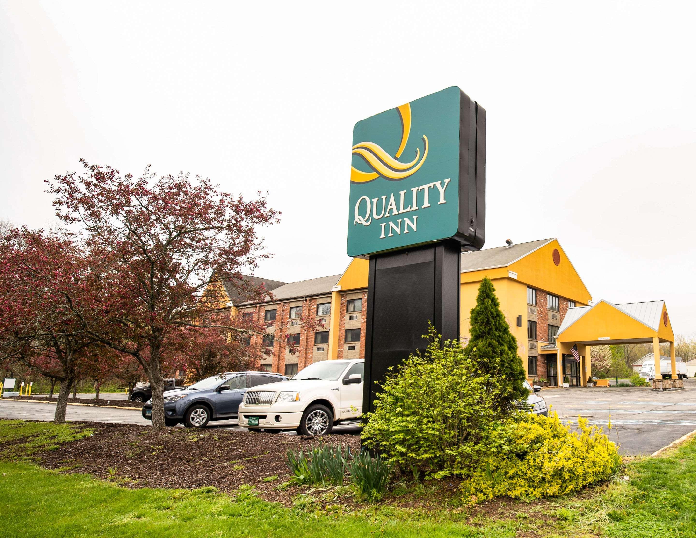 Quality Inn Cromwell - Middletown Exterior photo